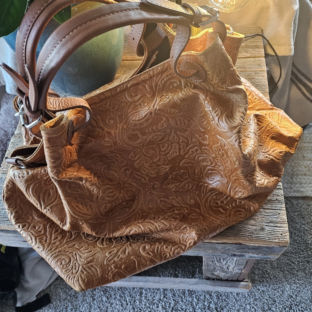 ISADORA ITALY Cuoio Tooled Genuine Leather Large Tote NWOT